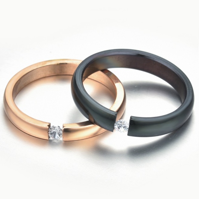 UR-17288 Ring - Golden/65mm